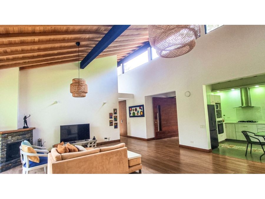 Beautiful single family home in el Escobero